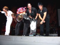 Highlight for Album: Journey Concert  2004 , 2005 & 2006 Concert Pictures And Video Clips.
